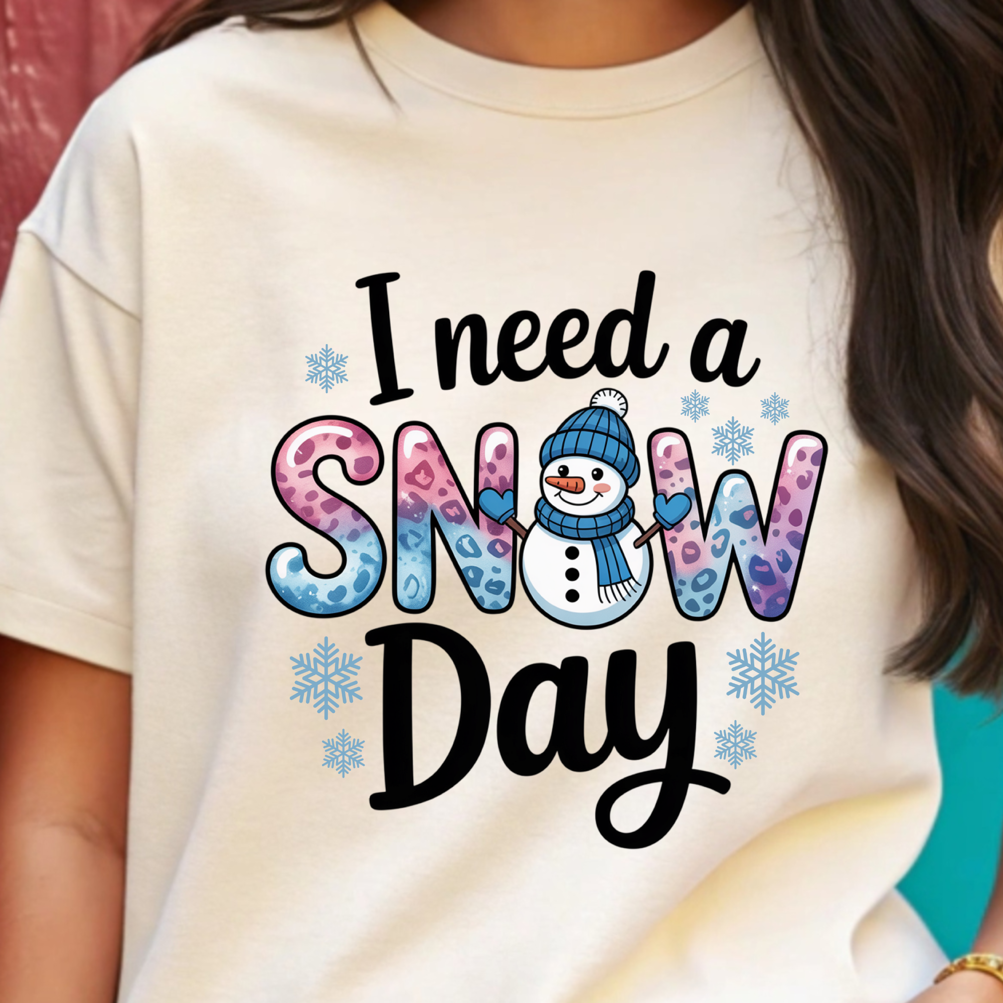 TRICOU ALB "I NEED A SNOW DAY"