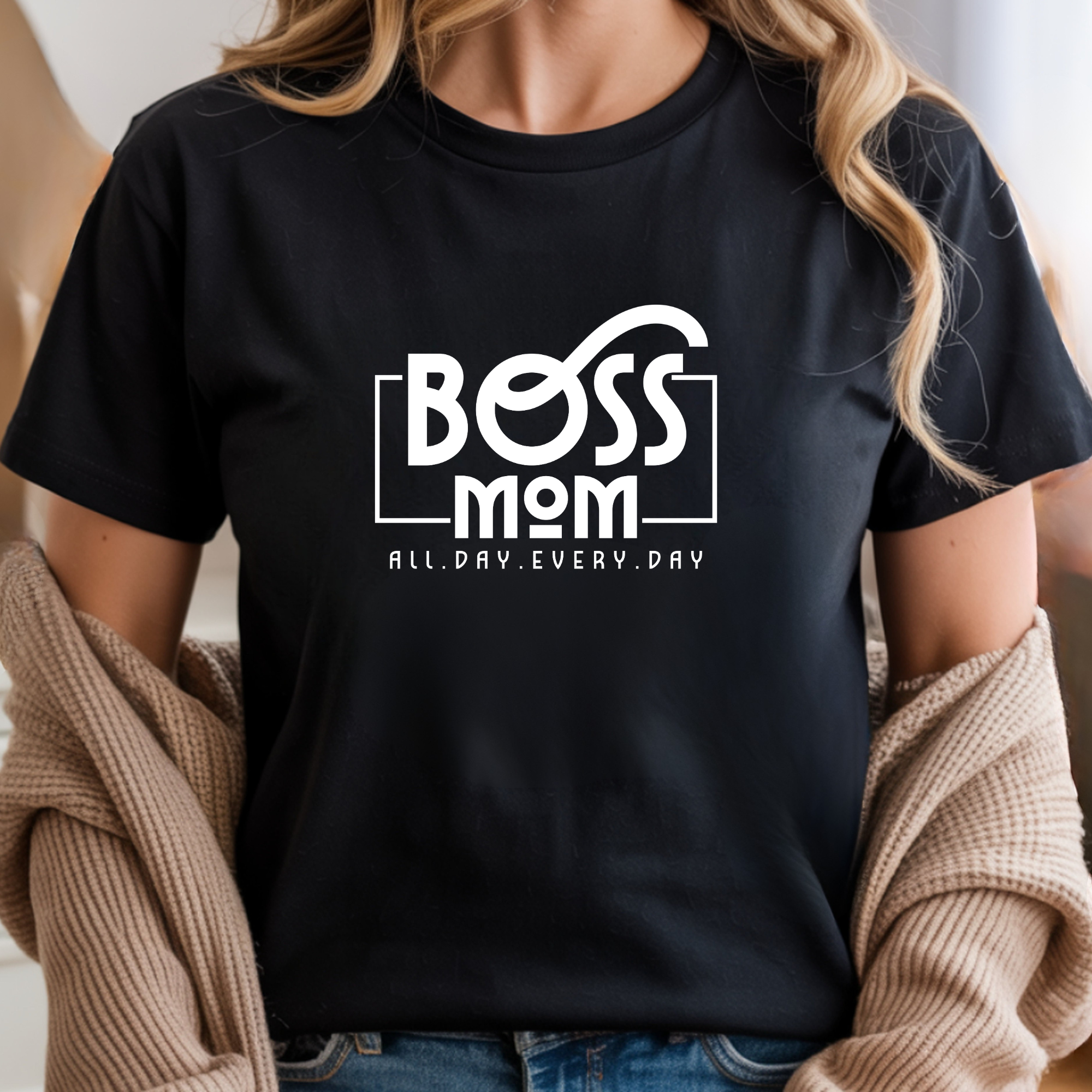 TRICOU ALB/NEGRU UNISEX BUMBAC "BOSS MOM"