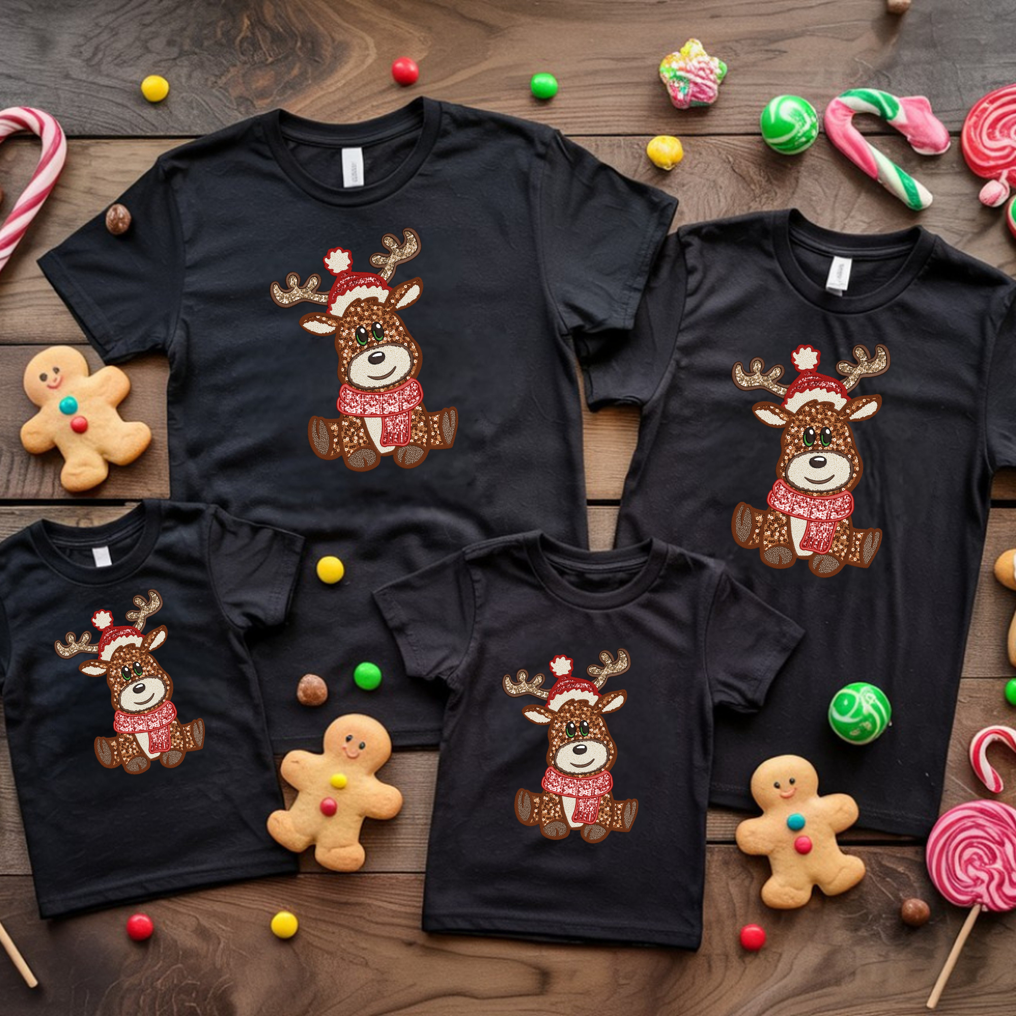 SET 4 TRICOURI "CUTE REINDEER" ( 2 TRICOURI ADULT + 2 TRICOURI COPIL)